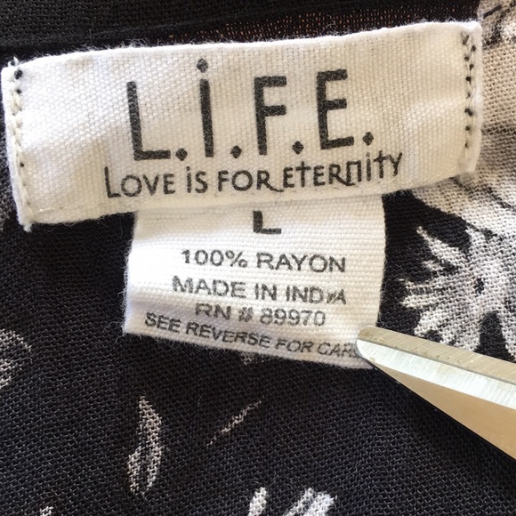 3/$20 L.I.F.E. Floral Open Front Rayon Top - Picture 6 of 6